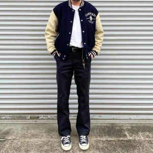 自拍够不够Vibe？5种穿搭照让你不露脸也很帅