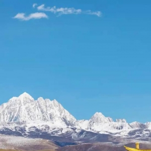 一到3月就美炸的“川西小江南” 还能坐蒸汽火车穿越花海