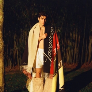 除了UGG，冬日的时髦精还能穿什么又保暖又特别